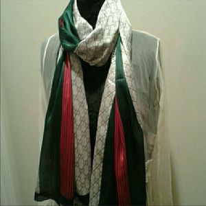 Gucci Other - NWT Gucci silk scarf Gucci Other - NWT Gucci silk scarf